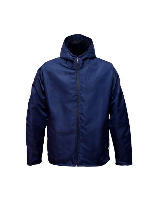 Chamarra rompevientos con gorro color azul marino